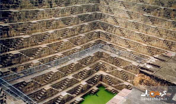 چاه پله‌های باستانی هند+عکس