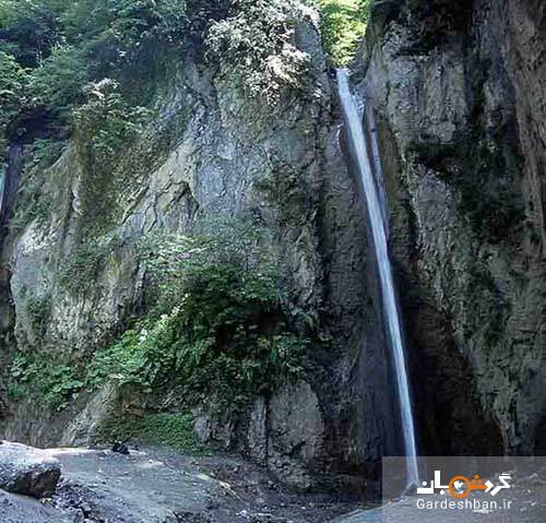 سفر به آبشار زیارت در ۱۸ كيلومتری شهر گرگان/عکس