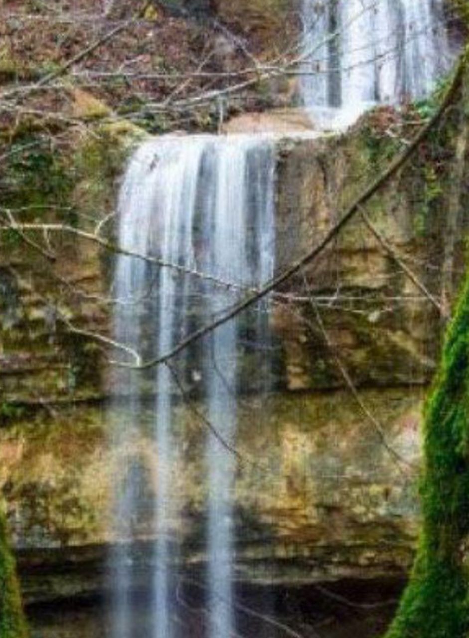 آبشار کارنام در استان مازندران