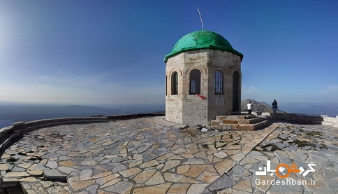 مقام حضرت عباس (ع) در قله کوه آلبانی/تصاویر