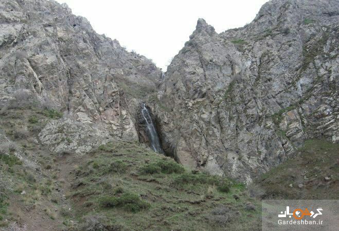 آبشار مزرعه از جاذبه های گردشگری استان مرکزی