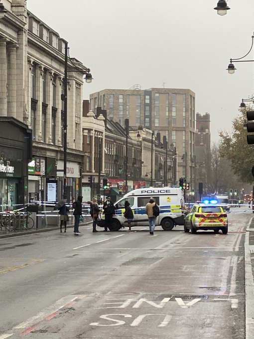 خیابان‌های جنوب لندن در پی تهدید به بمبگذاری تخلیه شدند