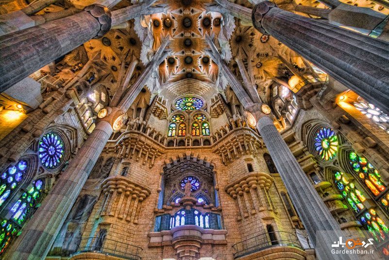 کلیسای ساگرادا فامیلیا، پربازدیدترین بنای تاریخی اسپانیا/عکس