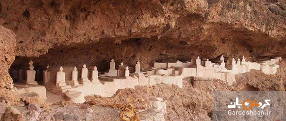 قبرستان ۸۰۰ ساله هفتاد ملا در شهرستان میرجاوه+تصاویر