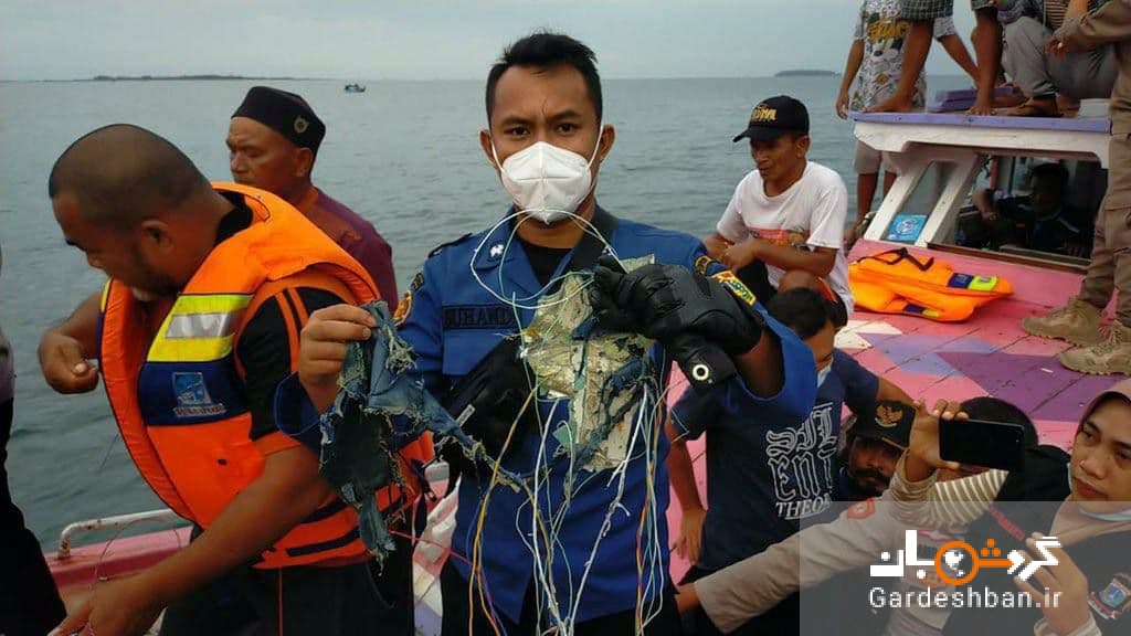 هواپیمای مسافربری خطوط هوایی اندونزی سقوط کرد/لاشه هواپیما در شمال جاکارتا پیدا شد! +عکس