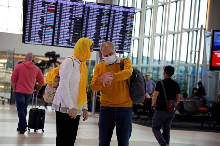 شرایط پذیرش مسافران ورودی به ایران به روزرسانی شد/ زمان تست کرونا برای سفر به ایران کم شد