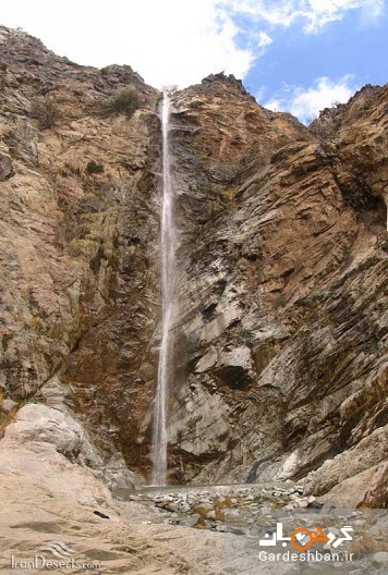 سرنکوه؛ آبشار زیبا و مرتفع جیرفت /عکس