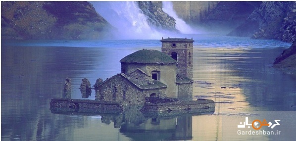 دهکده قرون ‌وسطایی که در ایتالیا از زیر دریاچه بیرون آمد/عکس