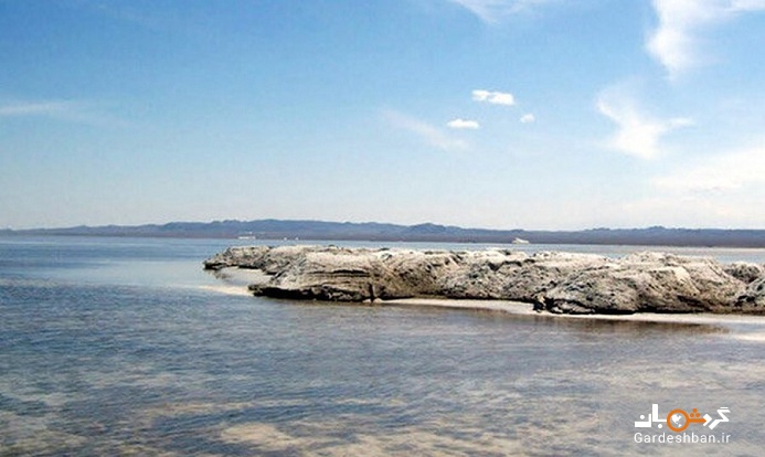 دریاچه نمک حوض سلطان؛آینه طبیعی قم+عکس