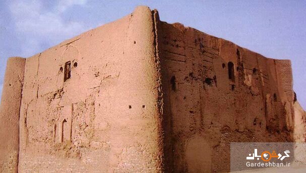 قلعه سنگ بست زواره با ۹۰۰ سال قدمت + عکس