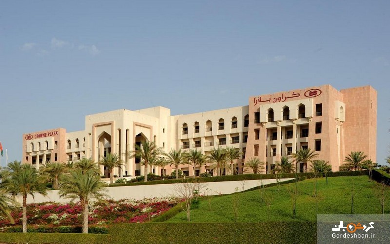 هتل کراون پلازا صحار؛ اقامتگاهی ۵ ستاره و مجلل در عمان + عکس