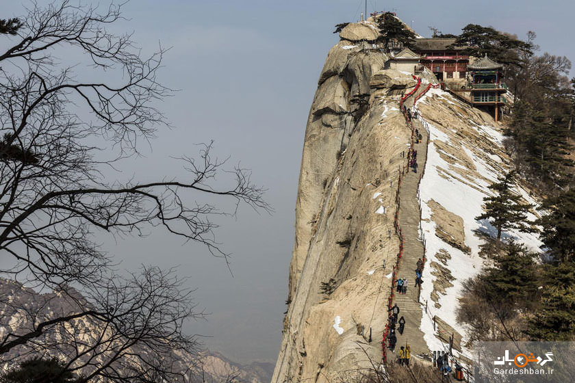 کوه های هوآشان چین، خطرناکترین مسیر پیاده روی دنیا+تصاویر