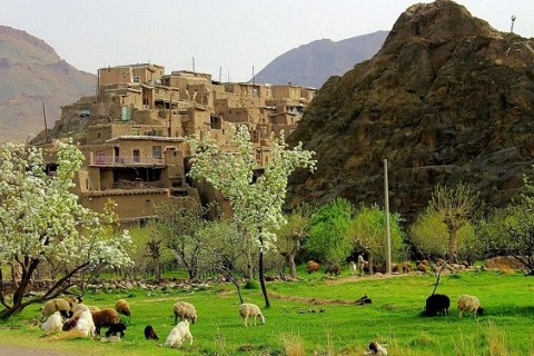 کوهسرخ؛یکی از مناطق خوش آب‌وهوای استان خراسان رضوی+ عکس