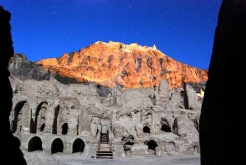کوه خواجه؛ جاذبه باستانی و حیرت انگیر سیستان و بلوچستان+ عکس
