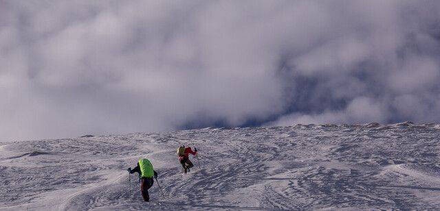 کولاک و برف در ارتفاعات کشور/ کوهنوردی مخاطره‌آمیز است