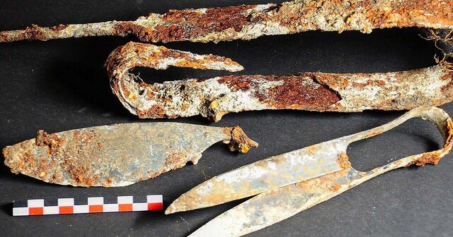 کشف قیچی‌های تیز ۲۳۰۰ ساله+ عکس