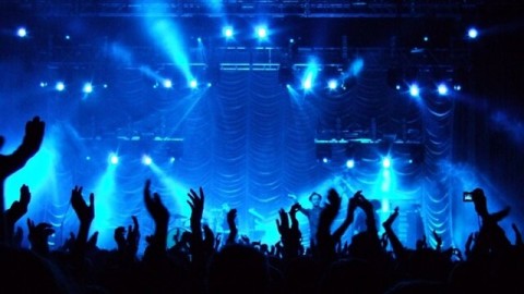 تبلیغ و فروش بلیت کنسرت «خوانندگان لس‌آنجلسی‌» ممنوع