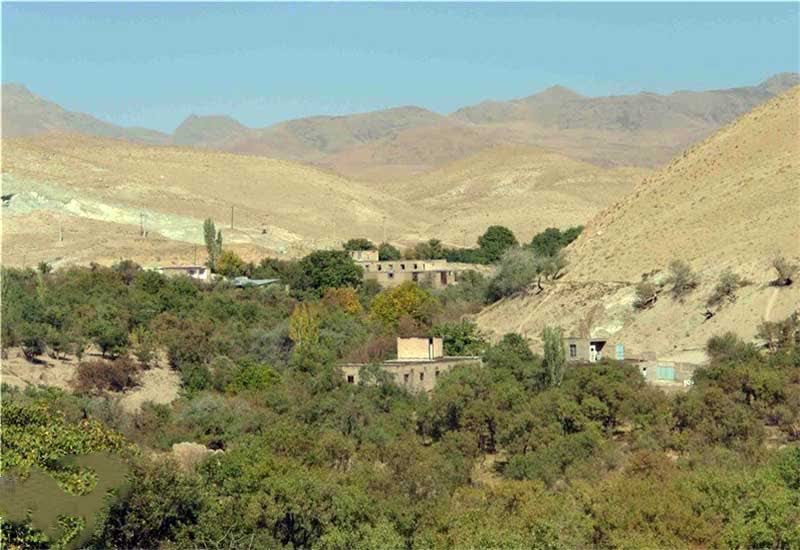 روستای آهو، طبیعت تماشایی و زیبای استان مرکزی/ عکس