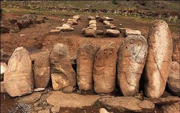 سقفی برای آدمک‌های بی‌دهان اردبیل