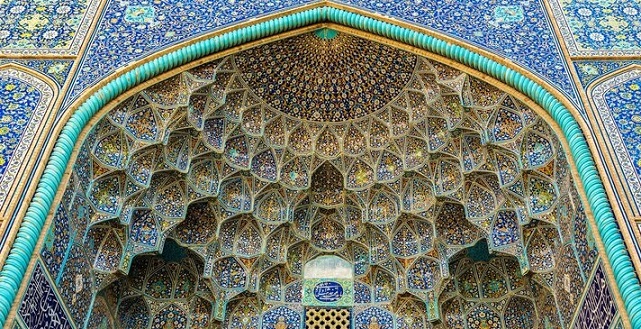 آغاز حفاظت شبانه از بناهای تاریخی میدان امام اصفهان/ مسجد شیخ‌ لطف‌ الله باز هم دروازه فوتبال می‌شود؟