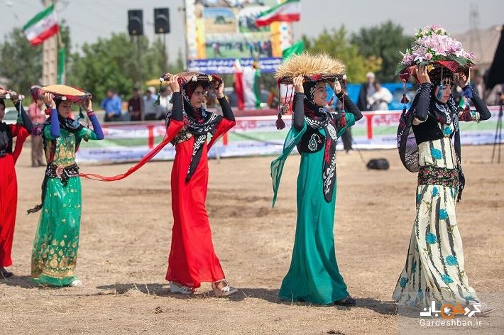 تصاویری دیدنی از جشن خرمن در استان کرمانشاه