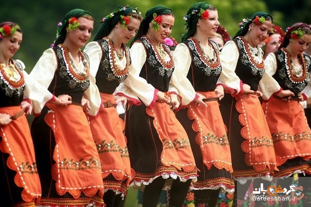 چرا لباس محلی بلغارستان، چیزی بیش از یک لباس زیبا است؟