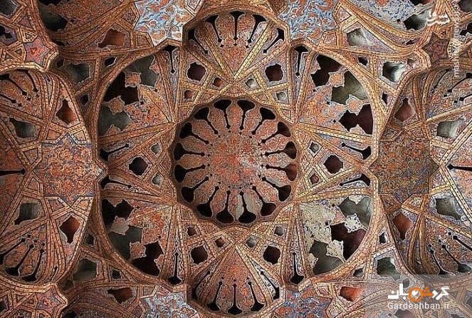 معماری خیره‌کننده عالی قاپو یادگار دوران صفوی